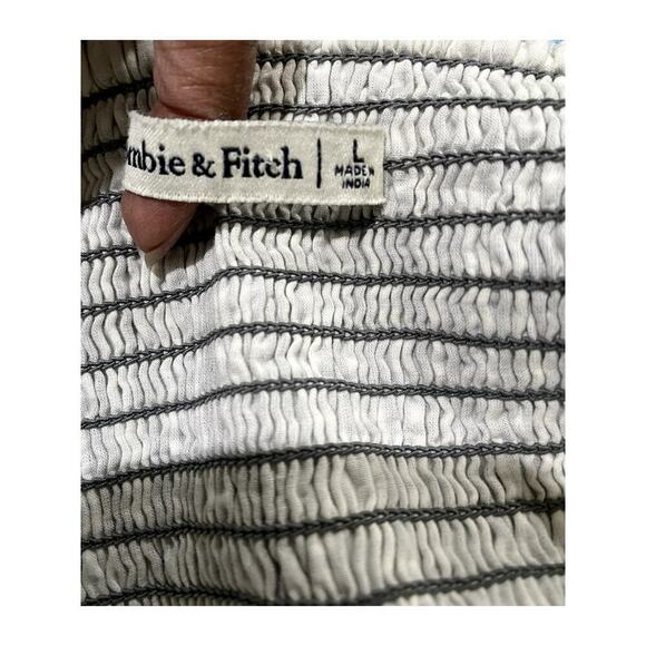 Abercrombie & Fitch Gingham Black/Gray/White Plaid Crop Top - Sz. Large (NWOT) - Picture 9 of 10